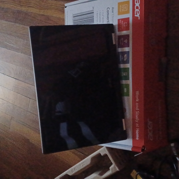 I'm am selling a acer chrome book spin 311 convertible everyday - Picture 5 of 8